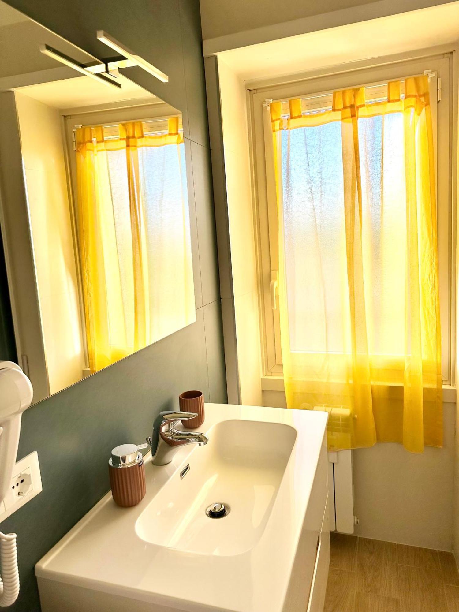 Monti Tiburtini Roma Guest House Екстер'єр фото