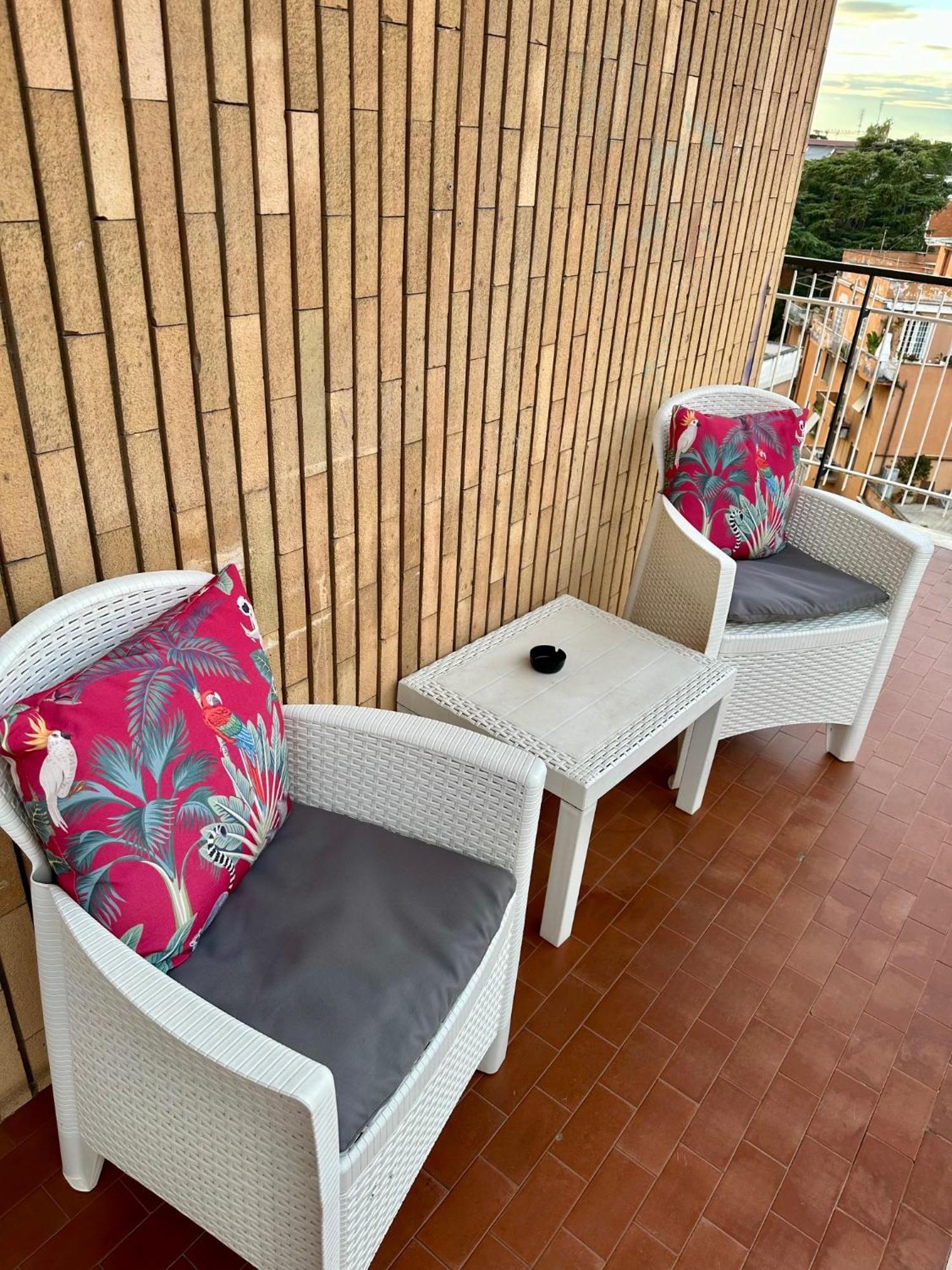 Monti Tiburtini Roma Guest House Екстер'єр фото